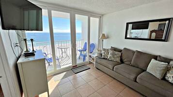 Condo, Multiple Beds, Pool Access (Island Shores 656) | Living area