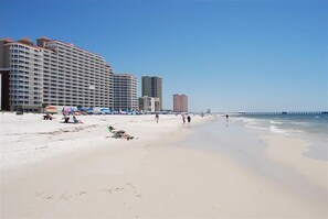 Beach nearby - Island Shores (Gulf Shores)