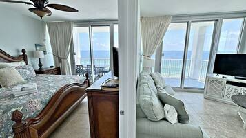 Kondominium, Beberapa Tempat Tidur, balkon (Island Tower 1203) | Pemandangan dari kamar