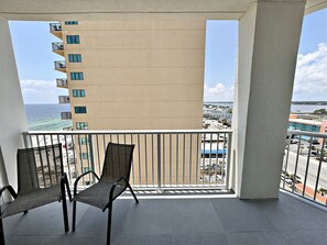 Apartment, Mehrere Betten, Balkon (Island Tower 1203) | Ausblick vom Zimmer