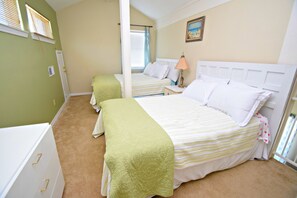 3 Schlafzimmer, individuell dekoriert, individuell eingerichtet