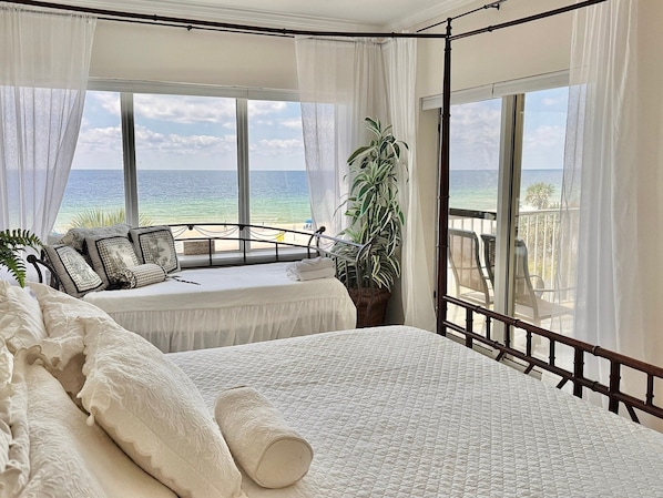 Condo, varias camas, balcón (Marlin Key 2C) | 3 habitaciones, decoración personalizada y muebles diferentes 