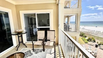 Condo, Multiple Beds, Balcony (Marlin Key 2C) | Outdoor dining