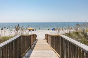 Beach nearby - Mustique (Gulf Shores)