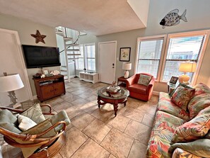 Condo, Multiple Beds, Pool Access, Pool View (Ocean Reef 114) | Living area