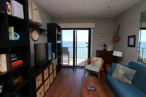 Apartment, Mehrere Betten, Balkon (Phoenix II 2143) | Wohnbereich