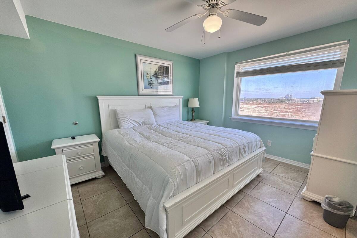 Condo, Multiple Beds, Balcony (Royal Palms 701)