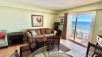 Condo, Multiple Beds, Balcony (Seacrest 702) | Living area