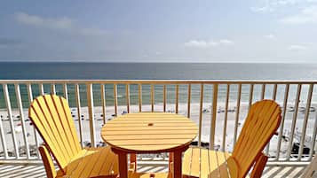 Condo, várias camas, varanda (Seacrest 807) | Vista do quarto