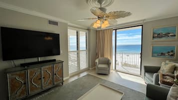 Condo, Multiple Beds, Pool Access (Shoalwater 404) | Living area | MP3 dock