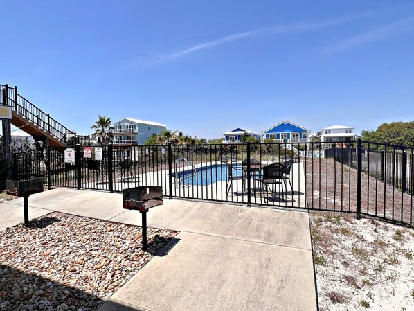 รับประทานอาหารกลางแจ้ง