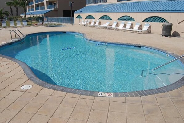 Pool - Surf Side Shores (Gulf Shores)