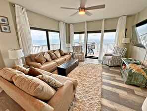 Leilighet, flere senger, adgang til basseng (The Palms 611) | Oppholdsområde