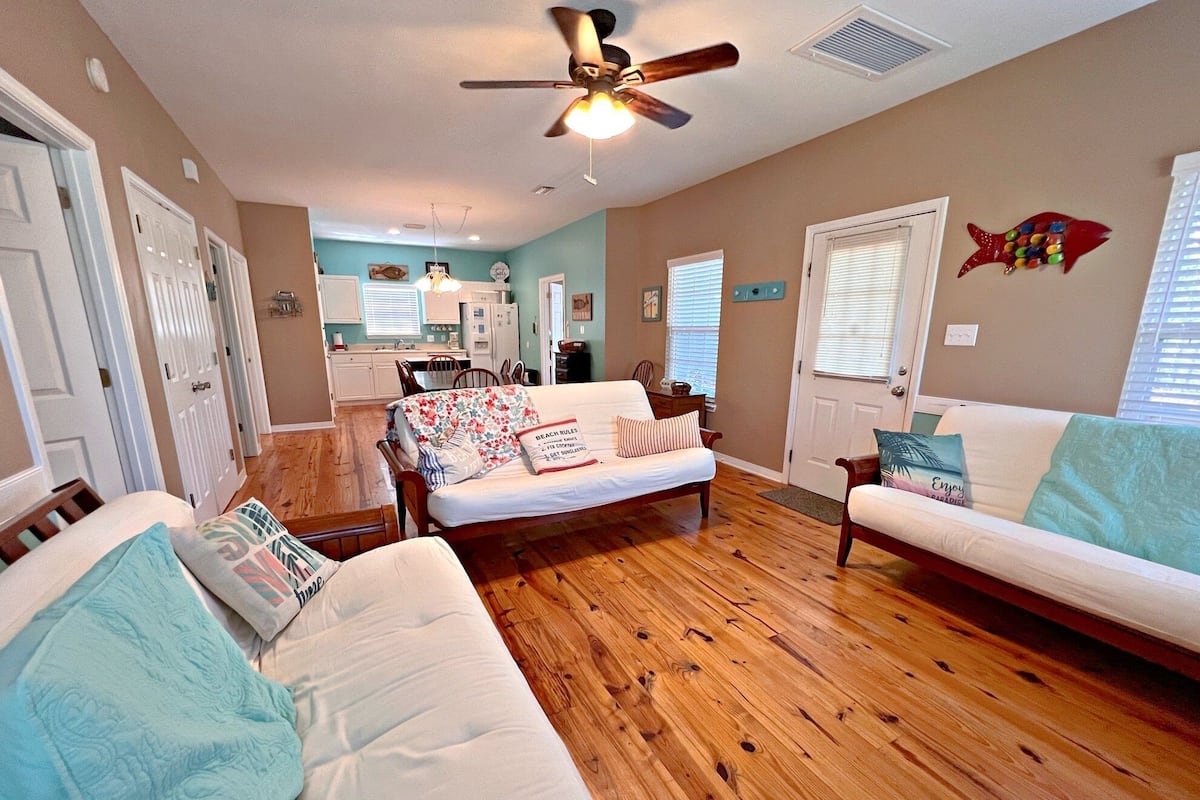 House, Multiple Beds, Patio, Pool View (The Rookery 1401)