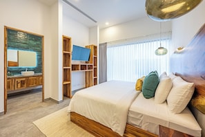 7 bedrooms, in-room safe, iron/ironing board, travel crib