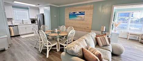 House, Multiple Beds, Kitchen (Stay Salty) | Living area