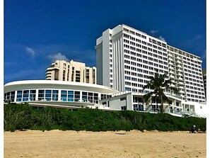Exterior - BEACHFRONT CONDO-HOTEL Two rooms with free parking (Miami)