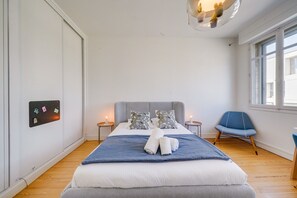 4 habitaciones, tabla de planchar con plancha y wifi gratis