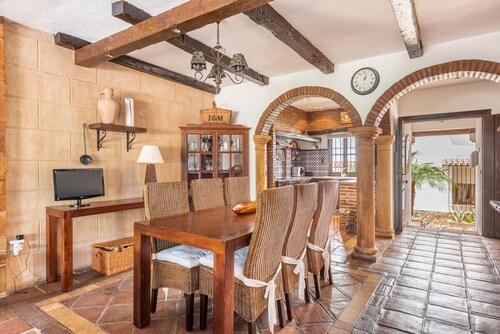 Spacious 3 Bedroom Townhome with Stunning Mountain Views in Benahavis Village 