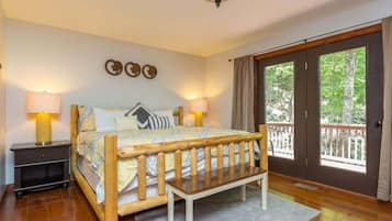 5 bedrooms, iron/ironing board, travel crib, free WiFi