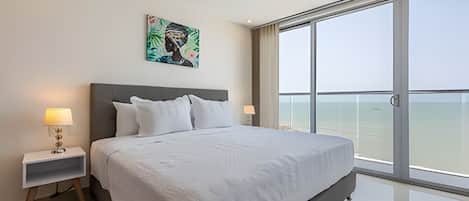 2 bedrooms, iron/ironing board, bed sheets