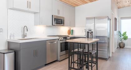 Kordeluxe Row #1 Studio Townhouse