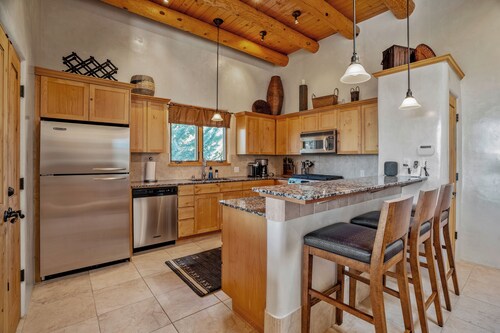 Bishop's Lodge Villa 11F | Luxe Retreat