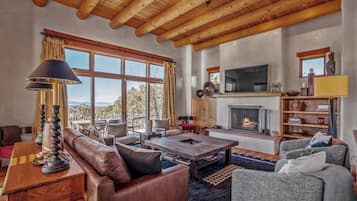 Télévision, cheminée