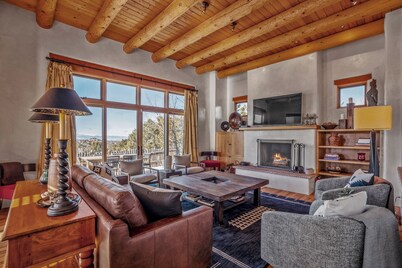 Bishop's Lodge Villa 11F | Luxe Retreat