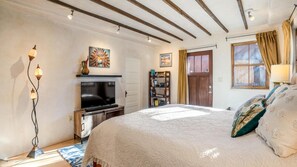 2 chambres, bureau, Wi-Fi gratuit, draps fournis