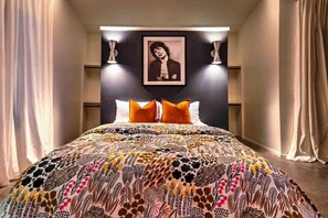 3 chambres, fer et planche à repasser, Wi-Fi, draps fournis
