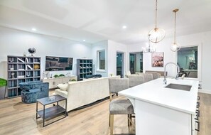 Interior - Large New Luxury Home! Rooftop Views w/Hot Tub! (Nashville)