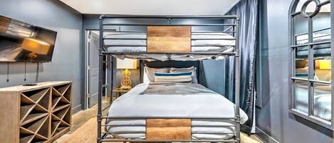 4 chambres, fer et planche à repasser, Wi-Fi