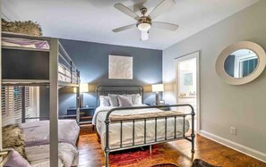 4 bedrooms, iron/ironing board, WiFi - New Luxury Home! 10 Beds! Baller game room! (Nashville)