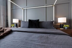 4 chambres, fer et planche à repasser, Wi-Fi, literie fournie