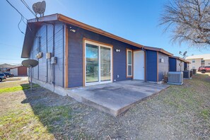 Exterior - Charming Killeen Apartment: 3 Mi to Fort Cavazos! (Killeen)