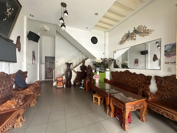 Reception - OYO 1233 Yen Quyen Hotel (Da Lat)