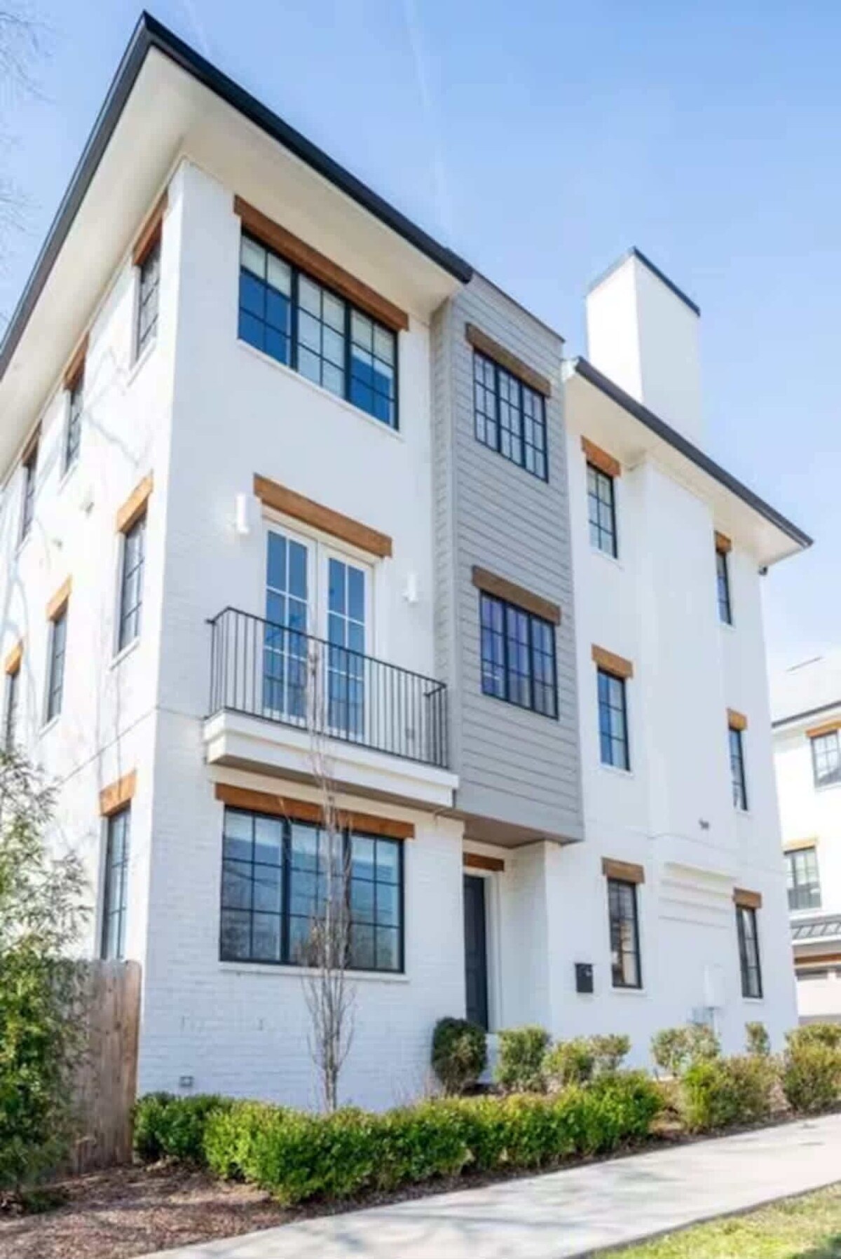 Luxury 4 Bedroom Home Game Room 13 Beds!