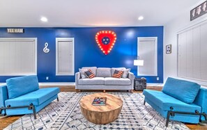 テレビ、書斎 / ワークスペース