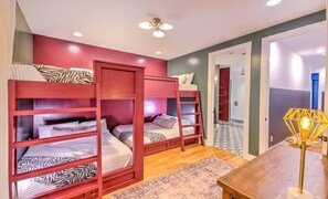 4 soverom, strykejern/-brett, wi-fi og sengetøy