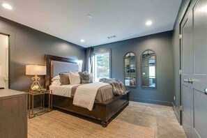 8 bedrooms, iron/ironing board, WiFi - Two New Luxury Homes! Hot Tub + Game Room! (Nashville)