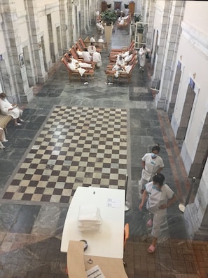 Banquet hall