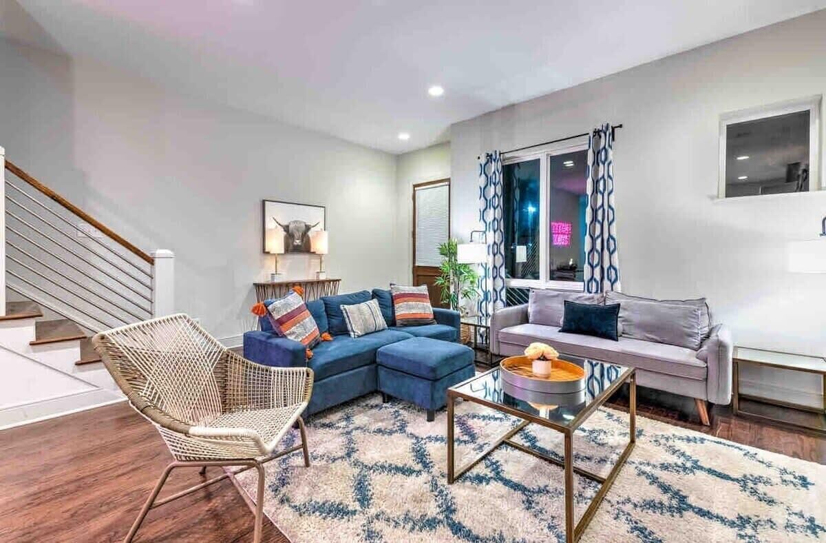 テレビ、書斎 / ワークスペース