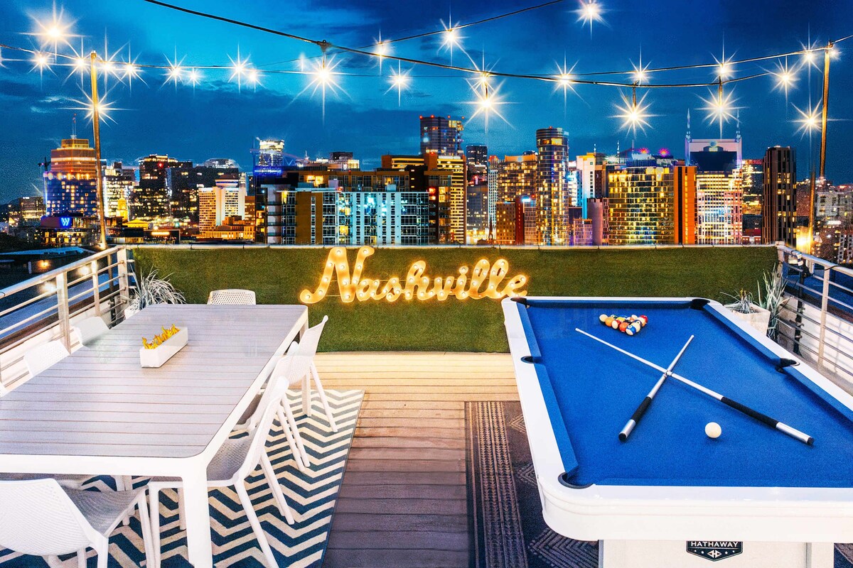Rooftop Pool Table Gulch! City Views! 15 beds!