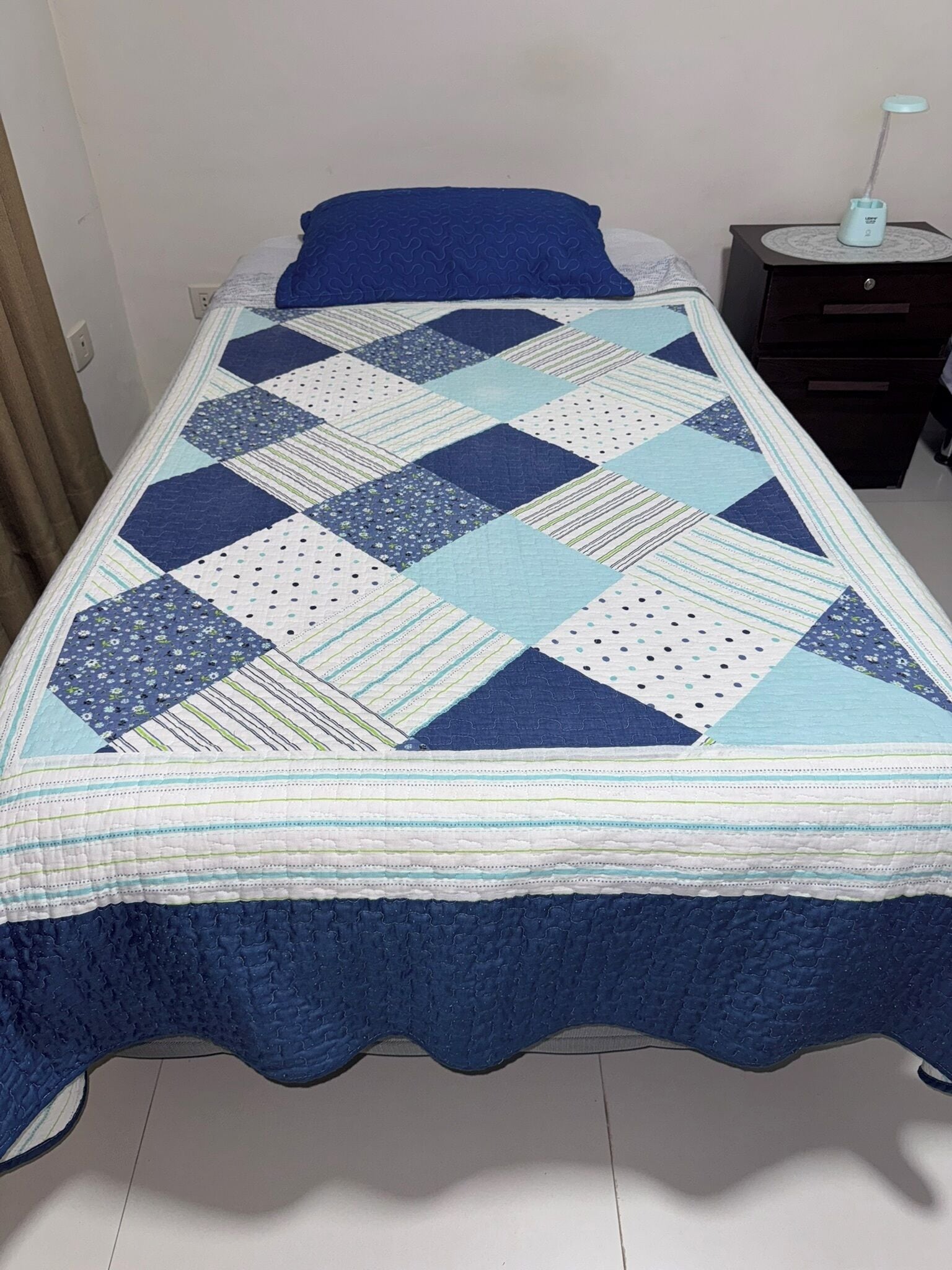 Habitación Confort con 2 camas individuales | Wifi gratis 