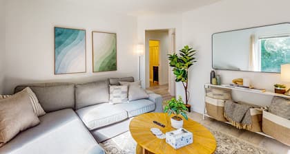 Dynamic home with large yard - walkable location & near Steel Lake Park & golf