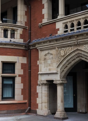 Front of property - Hotel Maurice (Québec City)