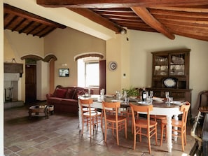 Dining - Villa Peramonda (Toscana)