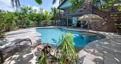 Private Waterfront Oasis w/Heated Pool/Hot Tub & Dock, Close to Everything!