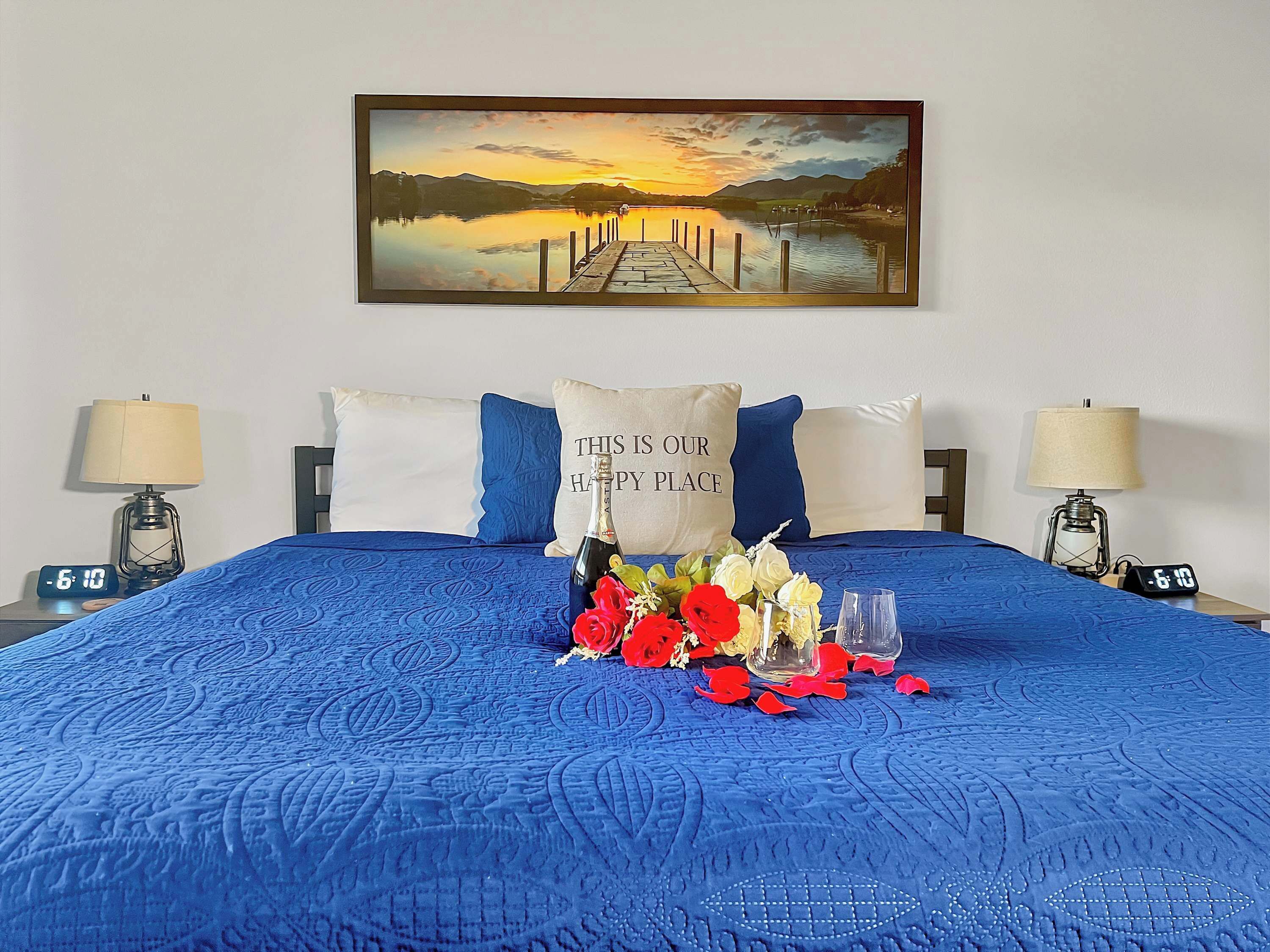 2 habitaciones, tabla de planchar con plancha, cuna de viaje y wifi 